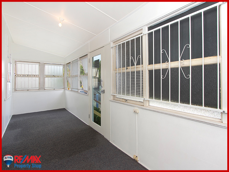 10 Second Avenue Sandgate Queensland House for Sale RE/MAX Australia