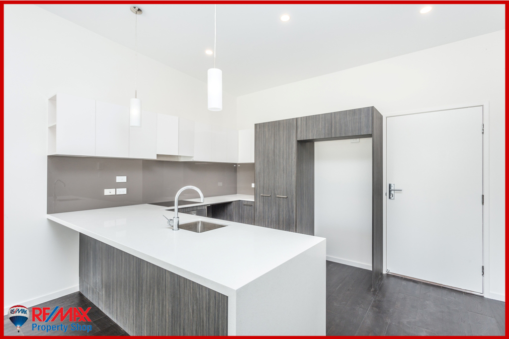 8/30 Second Avenue Sandgate Queensland Unit for Sale RE/MAX Australia