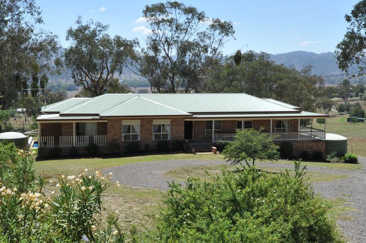 Property For Sale in Tamworth