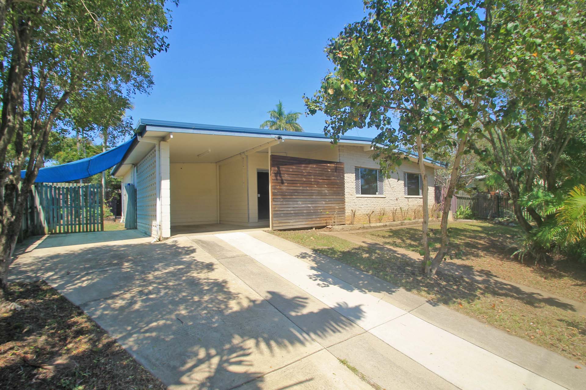 15 Anderson Street Clinton Queensland House for Sale RE/MAX Australia