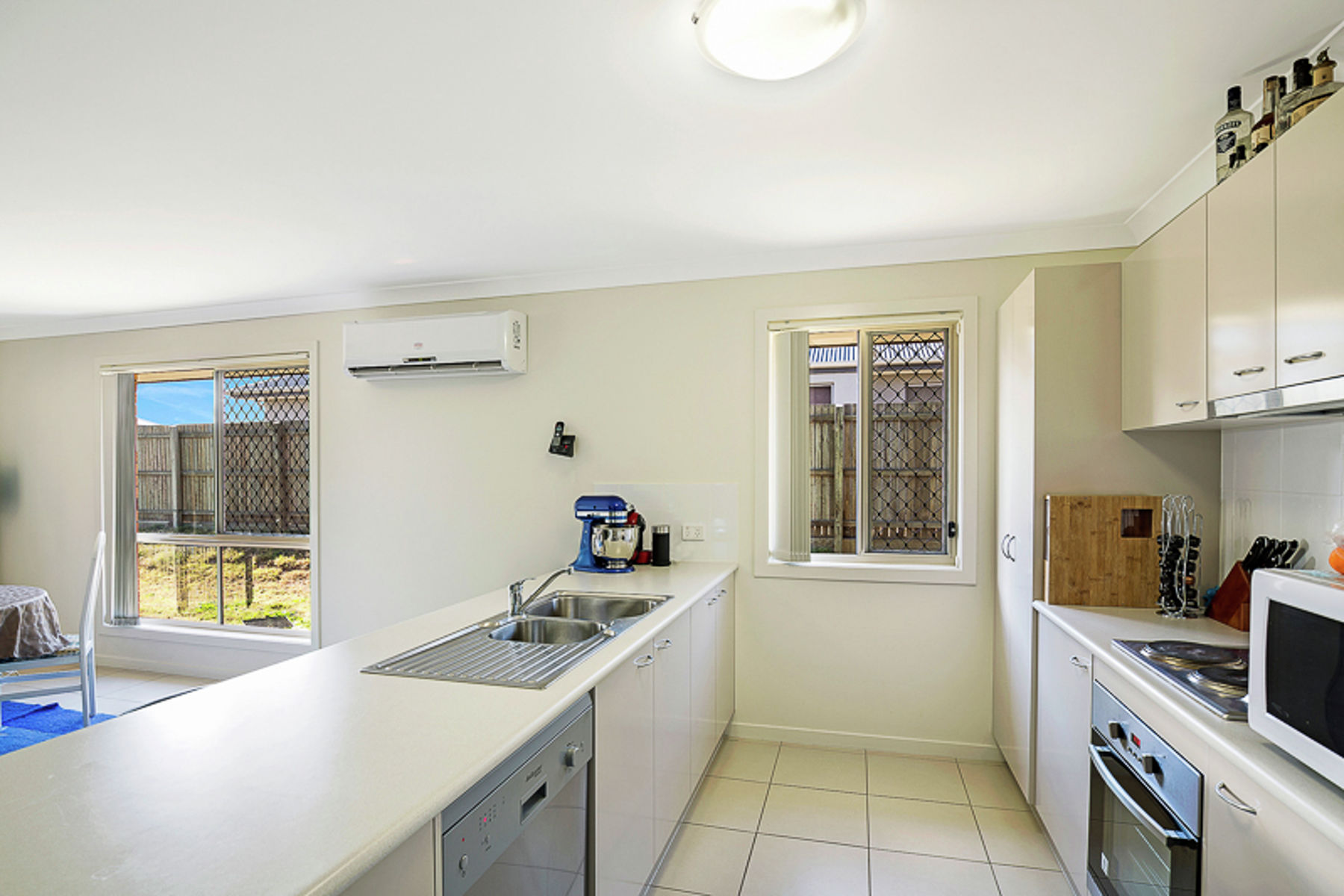 25 McIntosh Street Westbrook Queensland House for Sale RE/MAX Australia