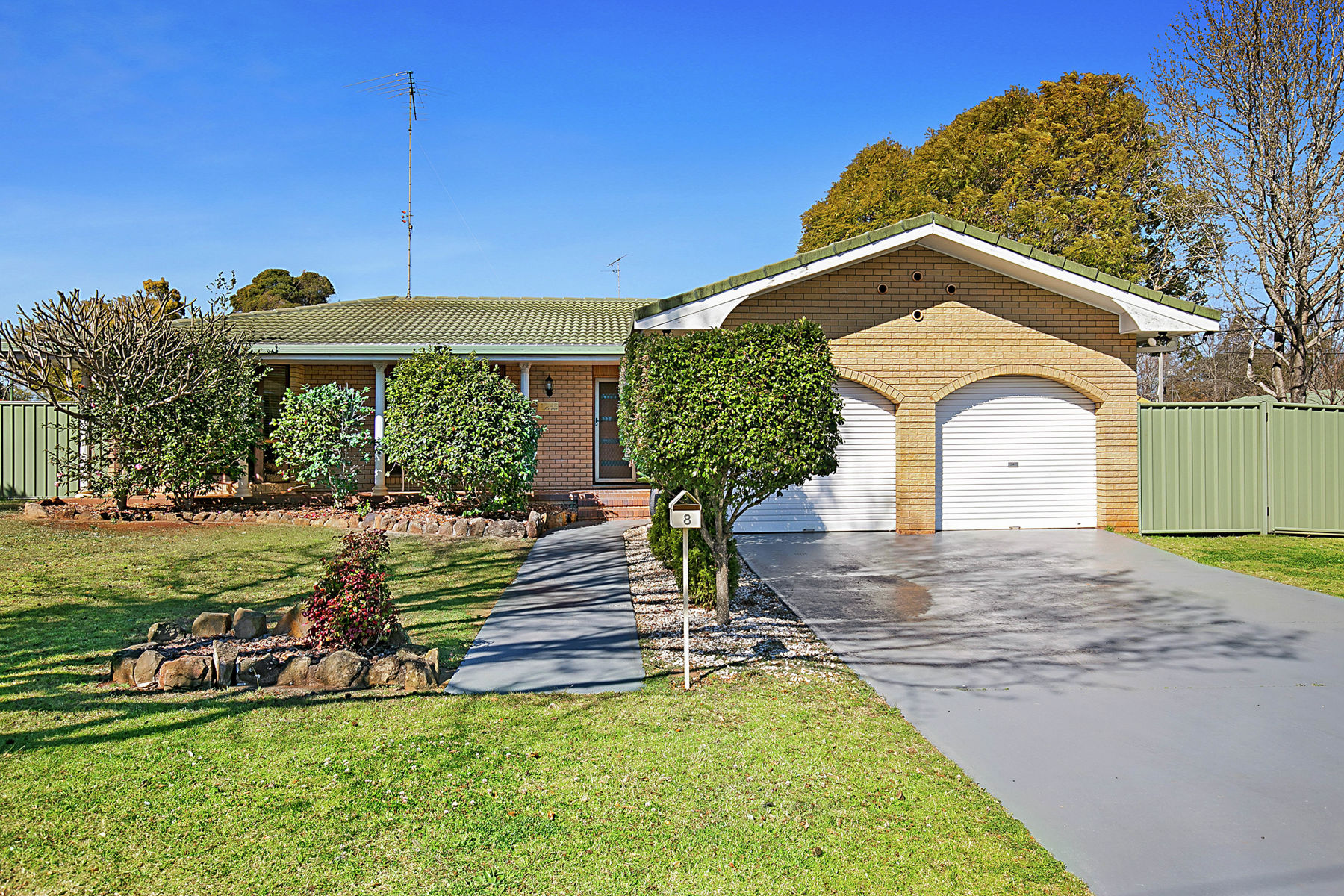 8 Jasmine Court Centenary Heights Queensland House for Sale RE/MAX