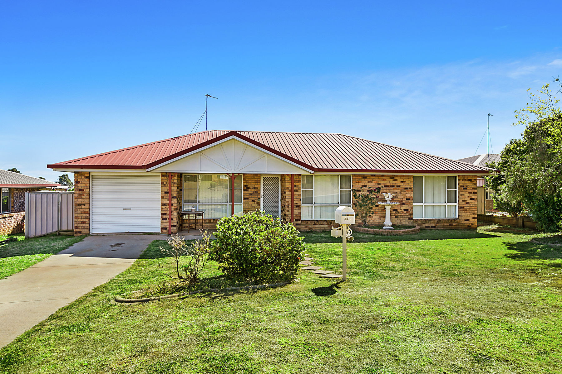 7 Blueberry Ash Court Glenvale Queensland House for Sale RE/MAX Australia