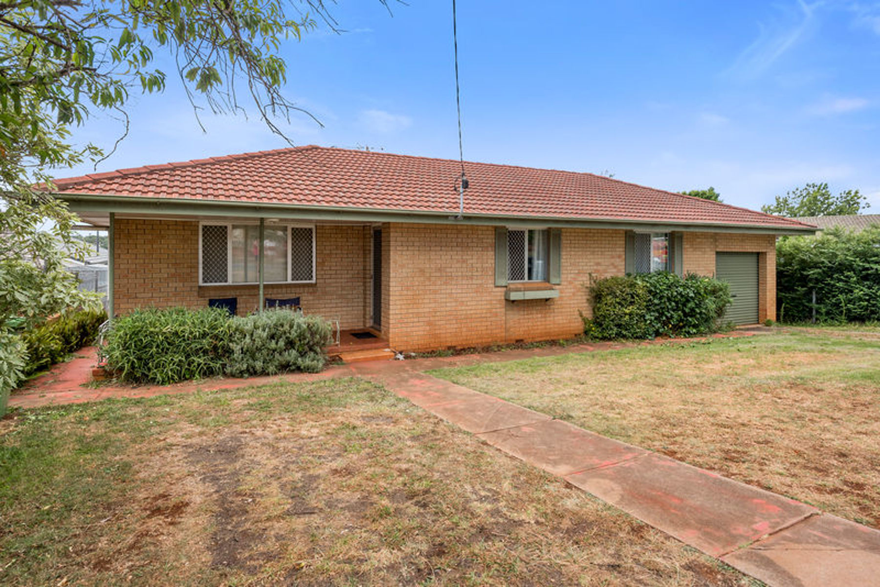 246 West Street Kearneys Spring Queensland House for Sale RE/MAX Australia 246 West Street Kearneys Spring Queensland House for Sale RE/MAX Australia