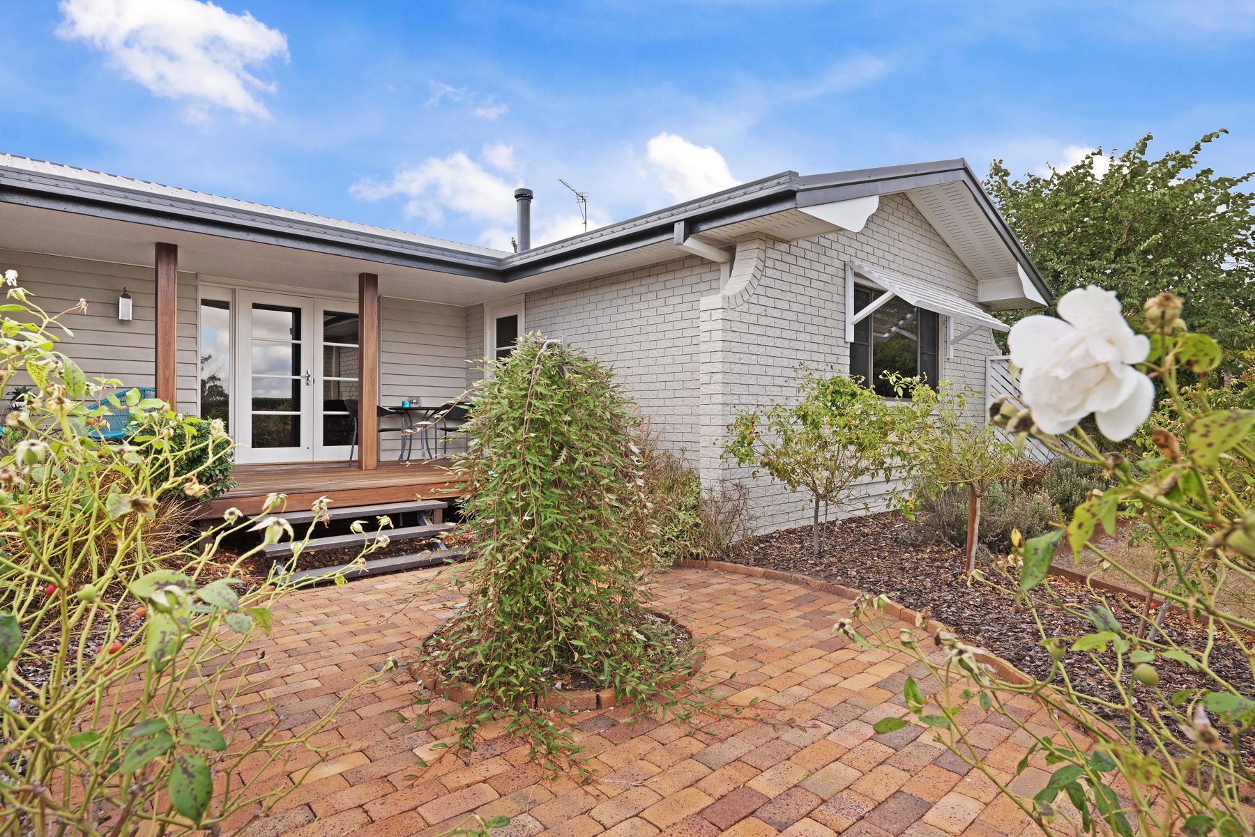 8 Mocatta Street Goombungee Queensland House for Sale RE/MAX Australia