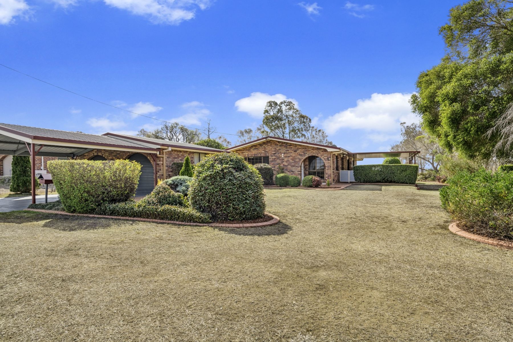 7 Roslyn Street Westbrook Queensland House for Sale RE/MAX Australia