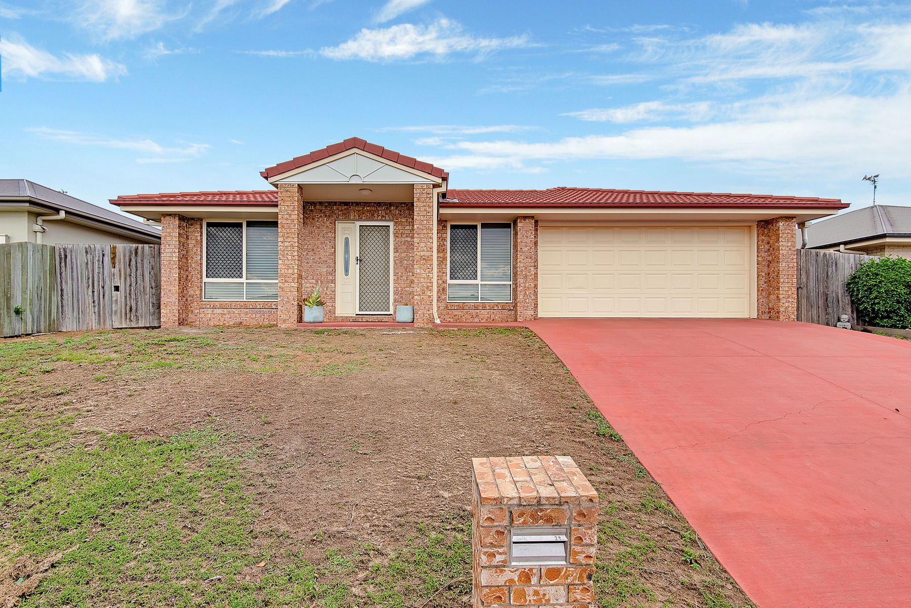 29 Wareena Crescent Glenvale Queensland House for Sale RE/MAX Australia