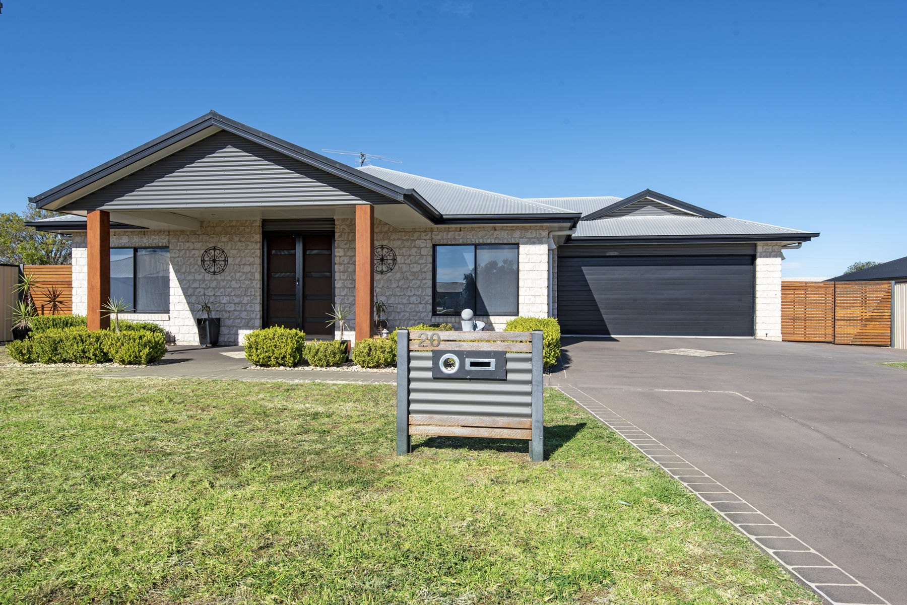 20 Wellington Street Wyreema Queensland House for Sale RE/MAX Australia