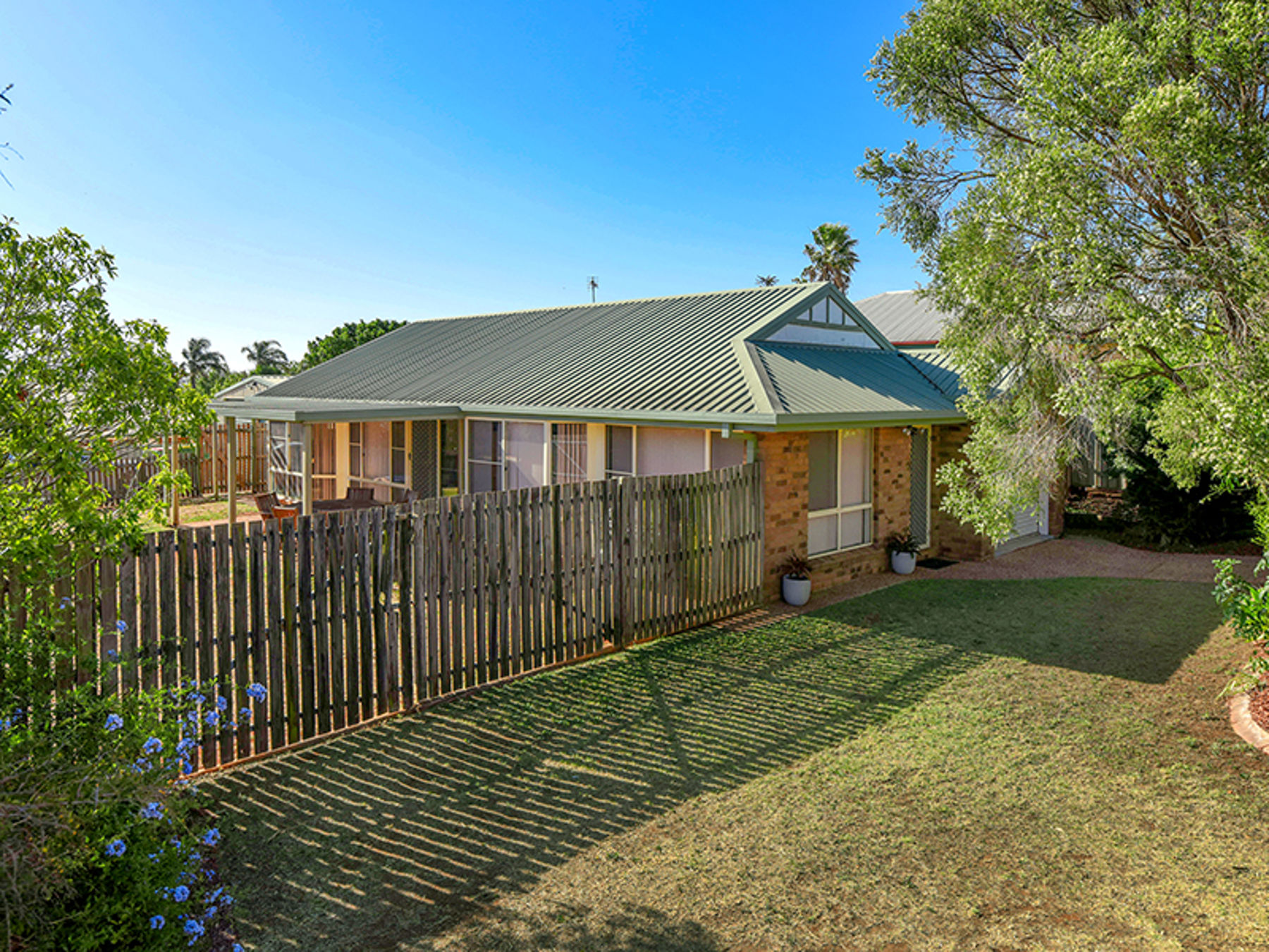 5 Honeysuckle Drive Glenvale Queensland House for Sale RE/MAX Australia