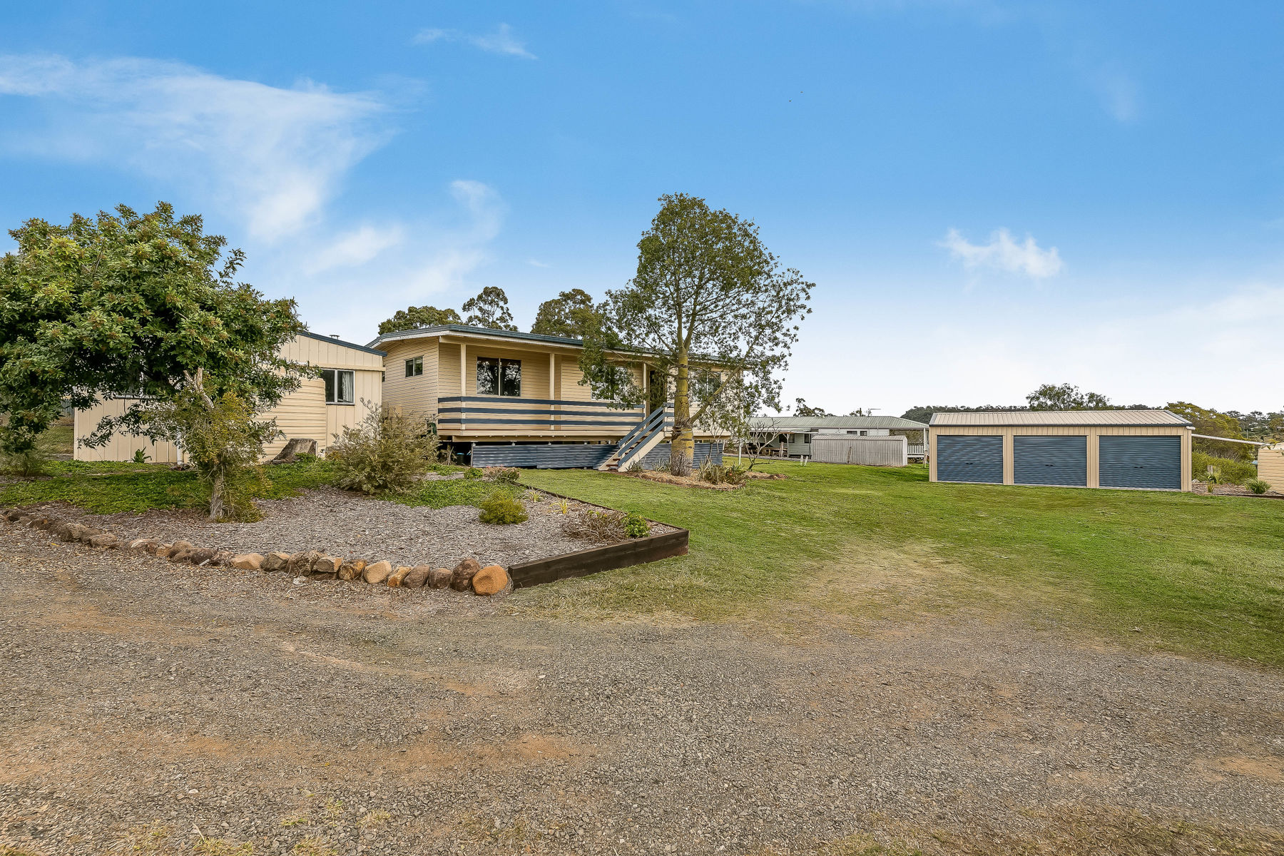 52 GoombungeeMeringandan Road Meringandan West Queensland House for