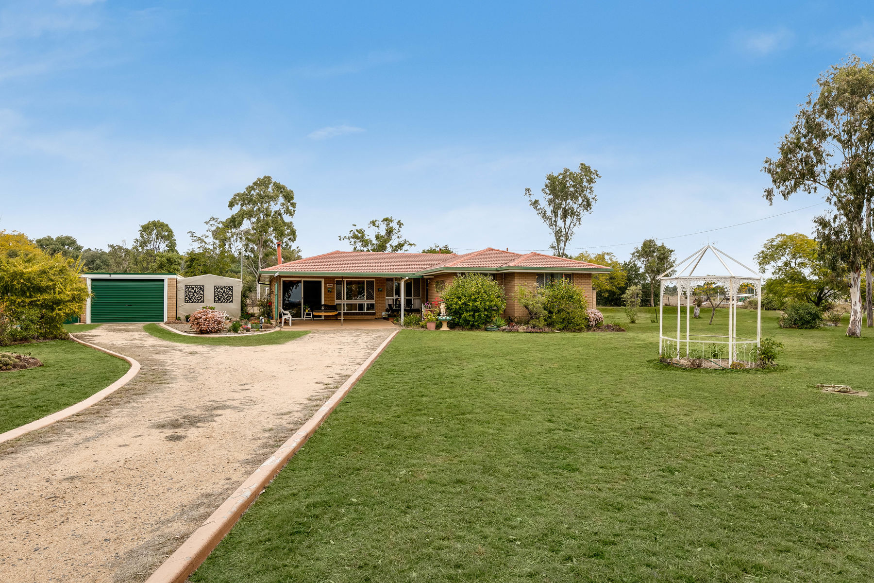 49 4AK Road Oakey Queensland House for Sale RE/MAX Australia