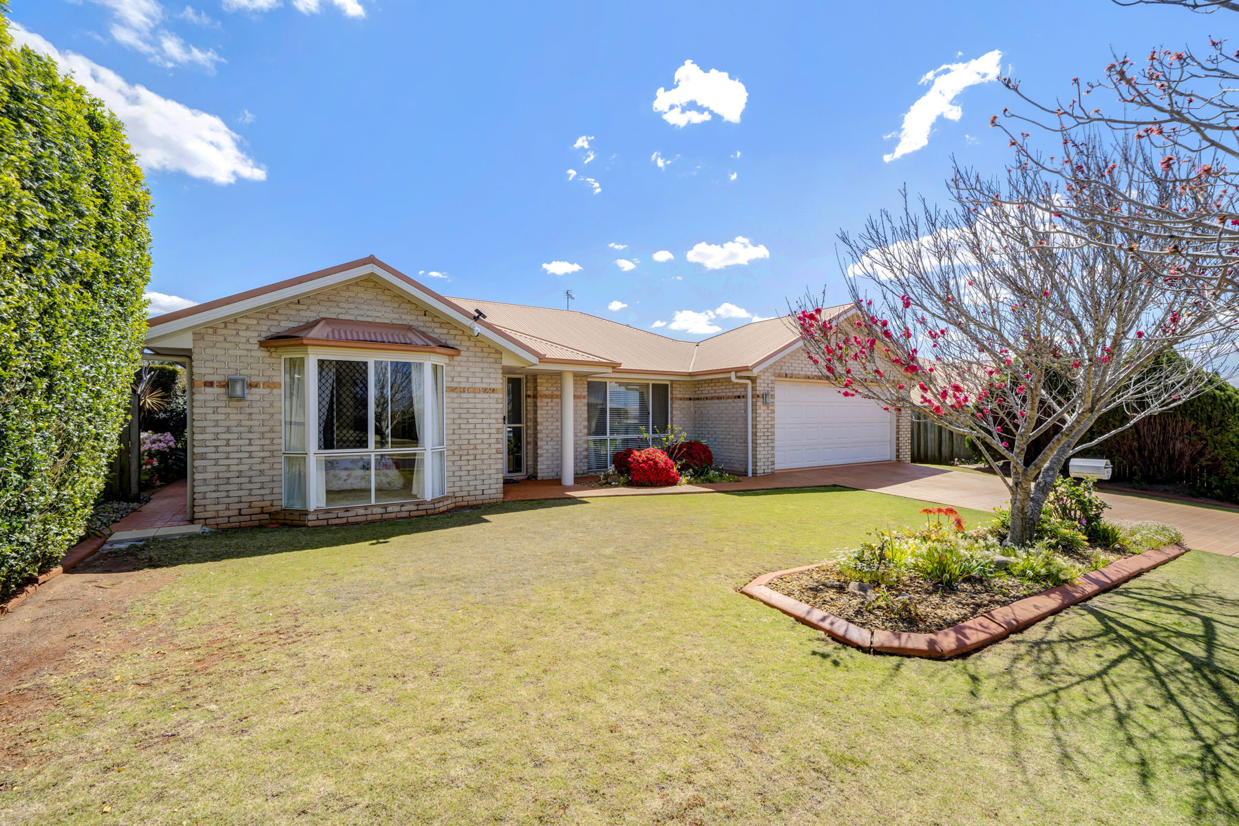 5 Holt Street Middle Ridge Queensland House for Sale RE/MAX Australia