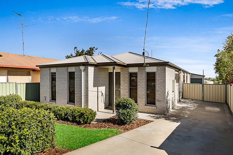106 Main Street Westbrook Queensland House for Sale RE/MAX Australia