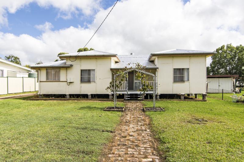 26 James St Crows Nest Queensland House for Sale RE/MAX Australia