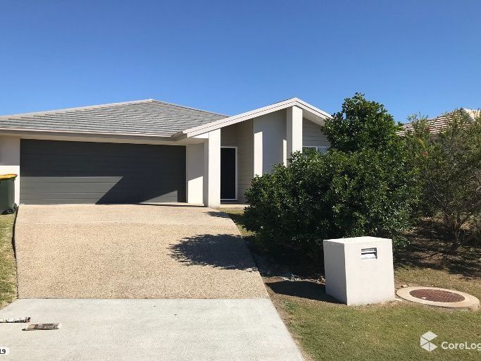 47 Adam Street Beachmere Queensland House for Sale RE/MAX Australia