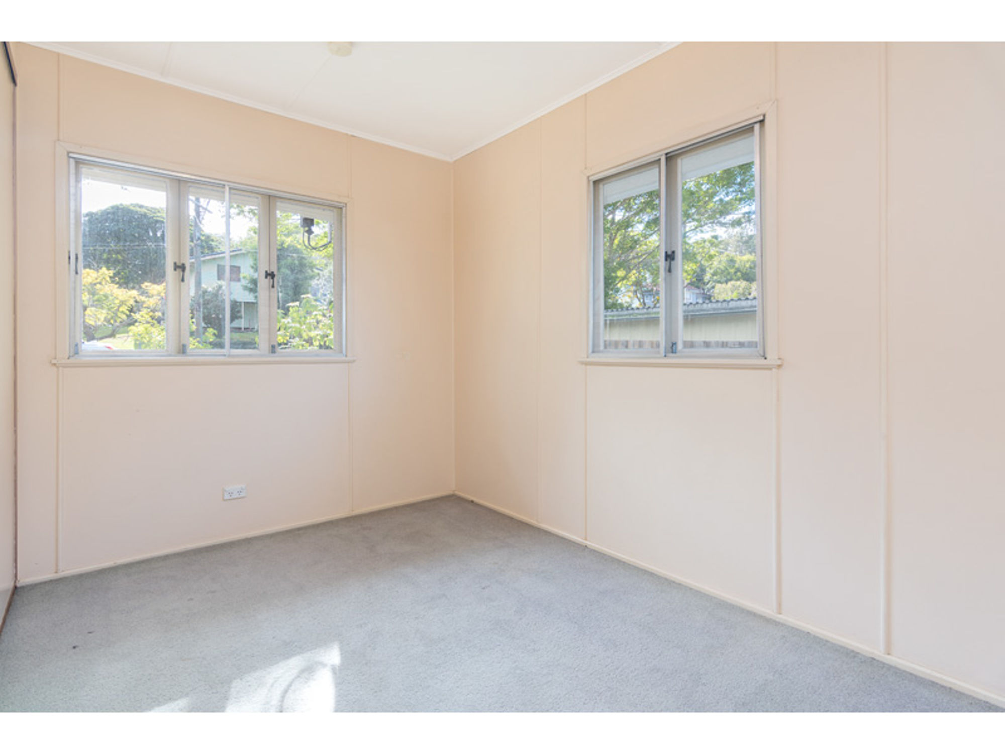 75 Nursery Road Holland Park West Queensland House for Sale RE/MAX