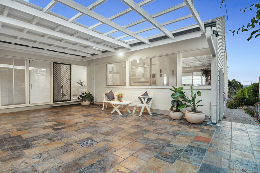 9 Kneale Street Holland Park West Queensland House for Sale RE/MAX