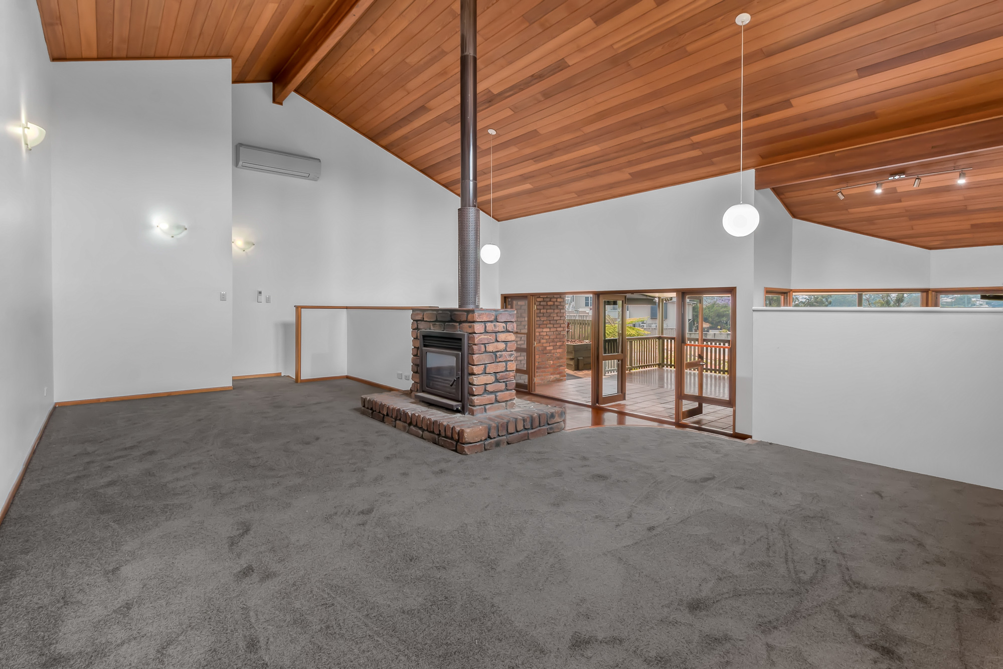 64 Carrara Street Mount Gravatt East Queensland House for Sale RE/MAX