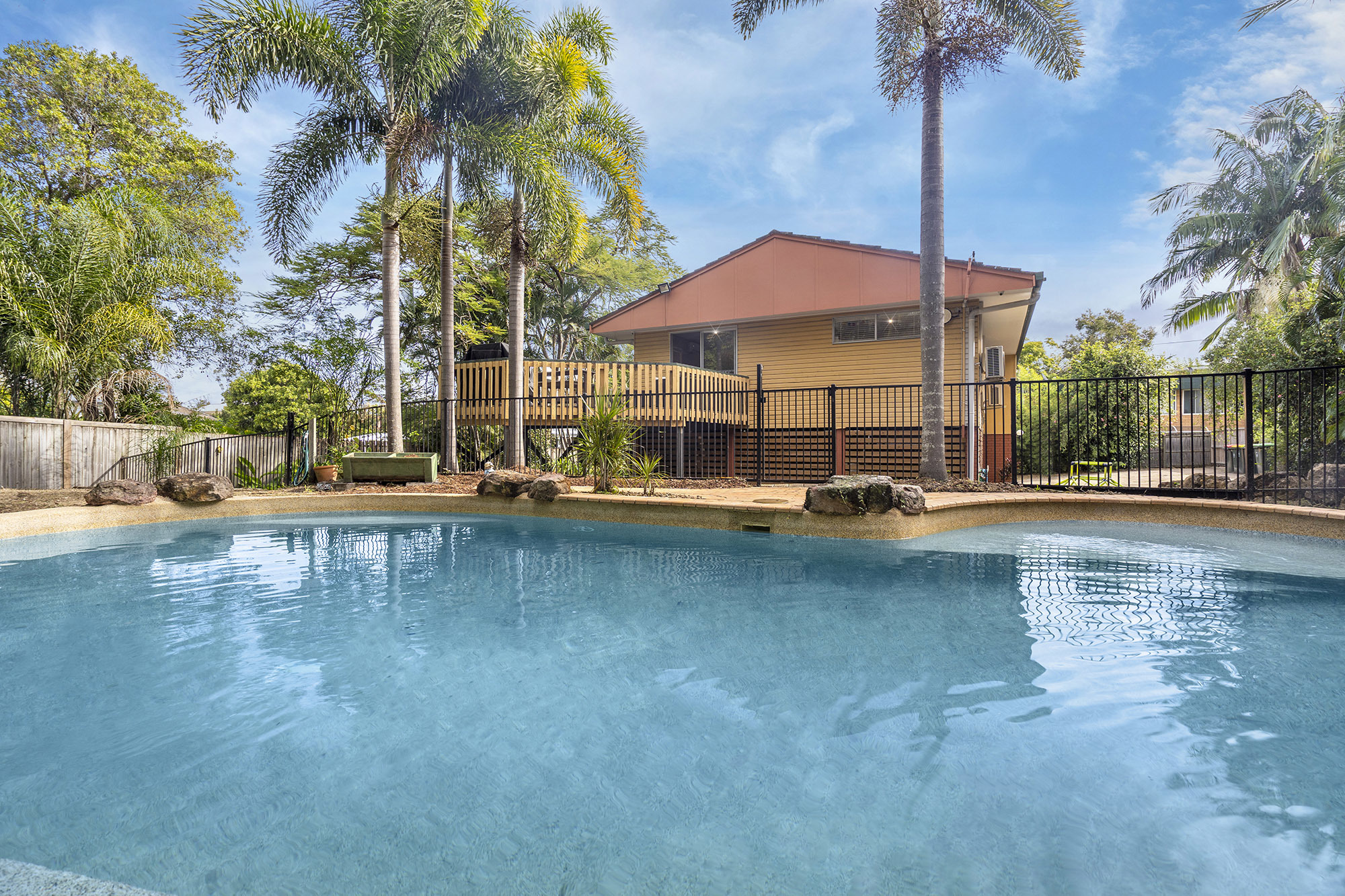 367A Cornwall Street Greenslopes Queensland House for Sale RE/MAX