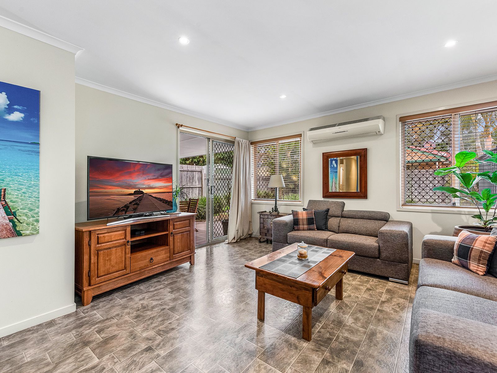 62 Clarendon Cct Forest Lake Queensland House for Sale RE/MAX Australia