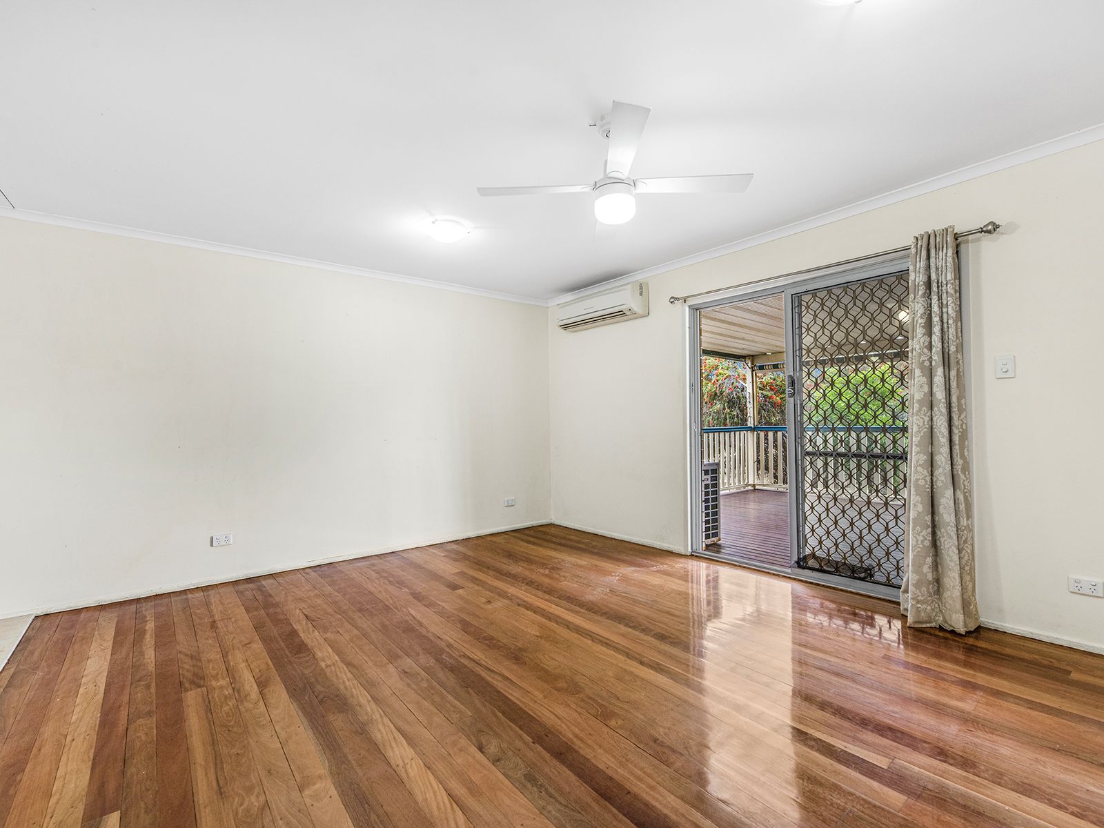 1 Caledenia St Acacia Ridge Queensland House for Sale RE/MAX Australia