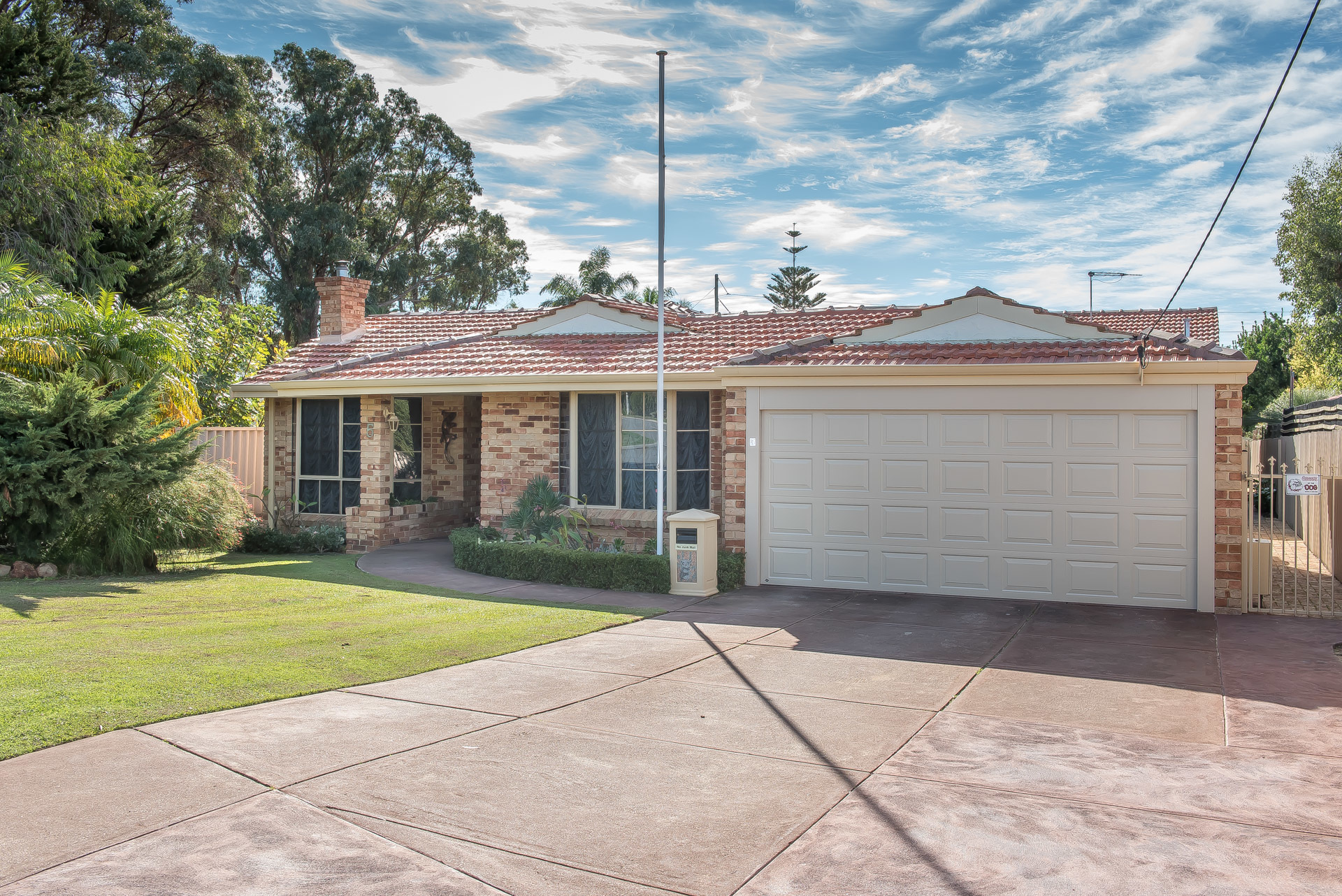 5 Hannah Court Duncraig Western Australia House for Sale RE/MAX Australia