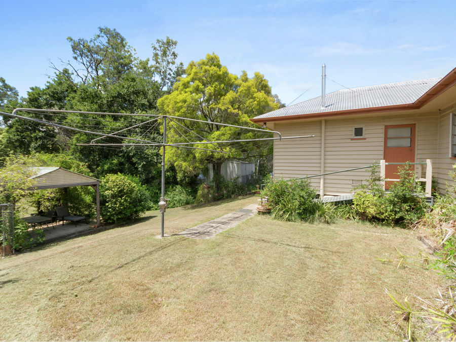 21 Fernvale Road Brassall Queensland House for Sale RE/MAX Australia
