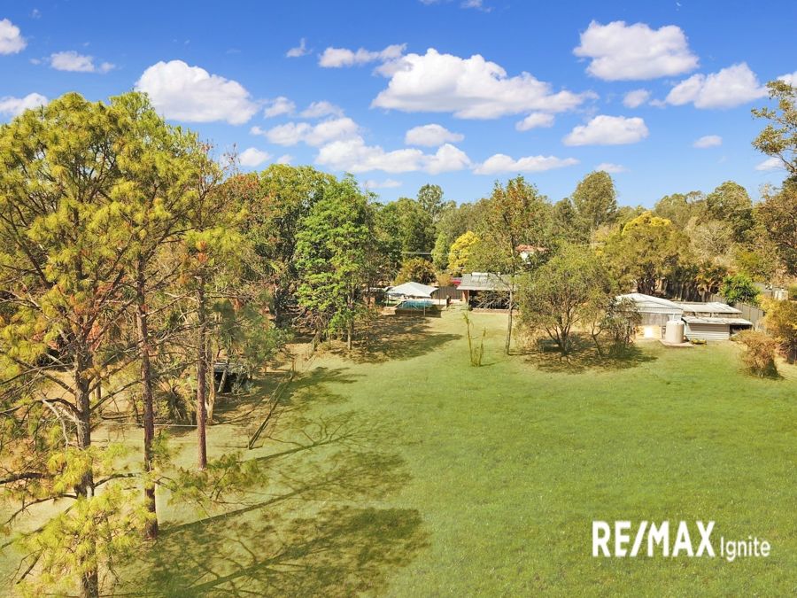 98 Dampier Street Barellan Point Queensland House for Sale RE/MAX