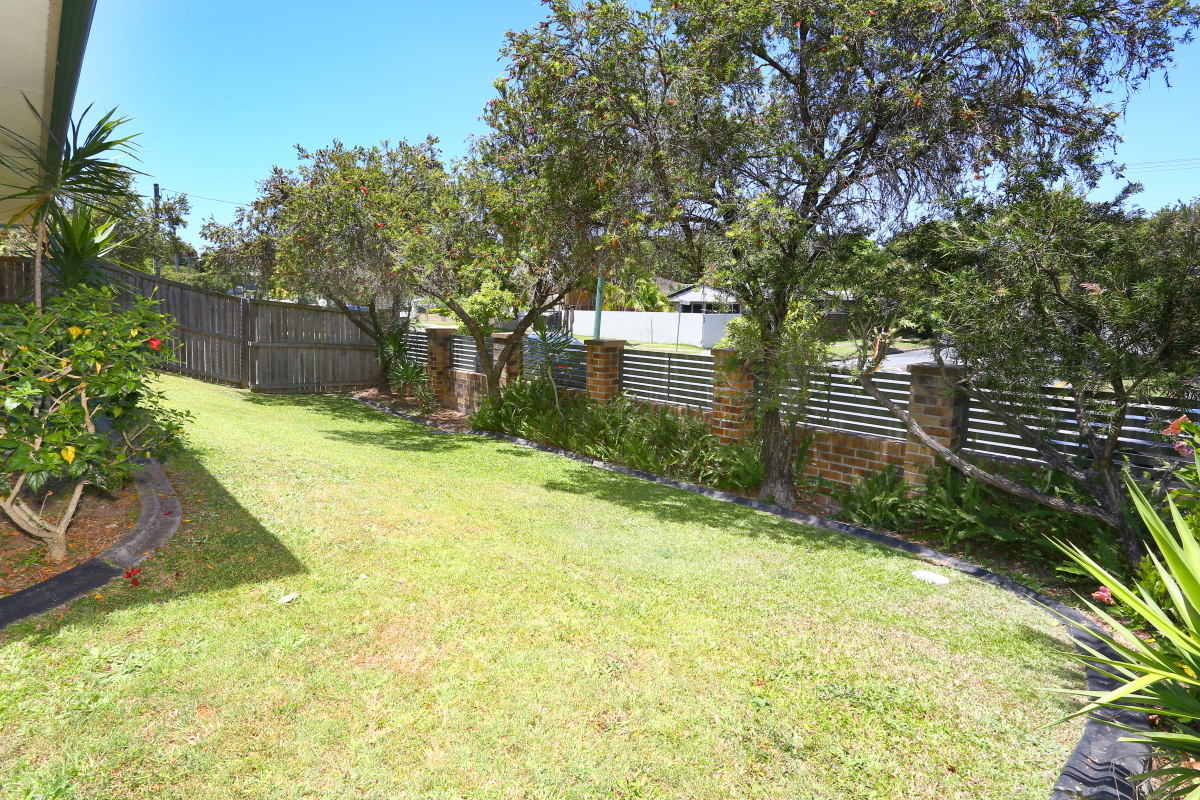 1/101 Whiting Street Labrador Queensland Townhouse for Sale RE/MAX