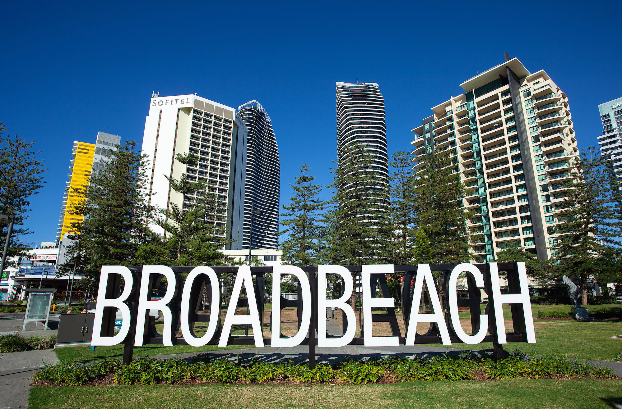 65/6771 Broadbeach Boulevard Broadbeach Queensland Unit for Sale RE