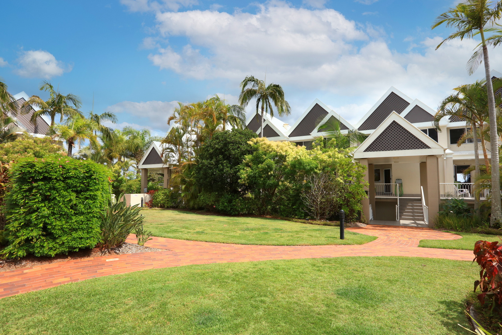 40/3 Marina Crescent Hollywell Queensland Unit for Sale RE/MAX Australia