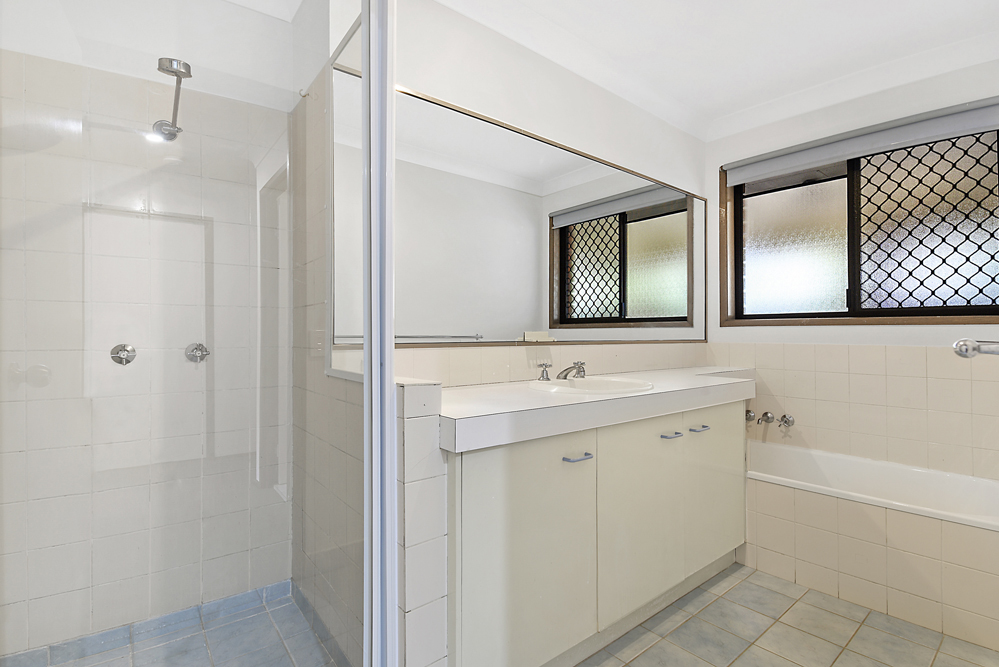 1/181 Musgrave Ave Labrador Queensland DuplexSemidetached for Sale