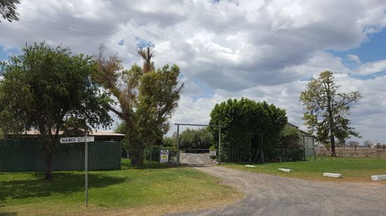 Large 4 bedroom Family Home Workshop and more