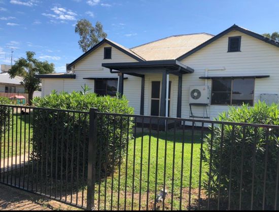 Large Family Home with shed that every man wants