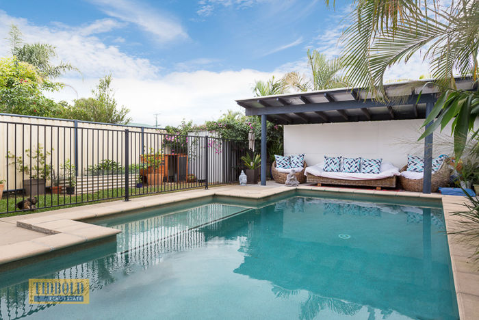 BIG DOUBLE STOREY FAMILY HOME