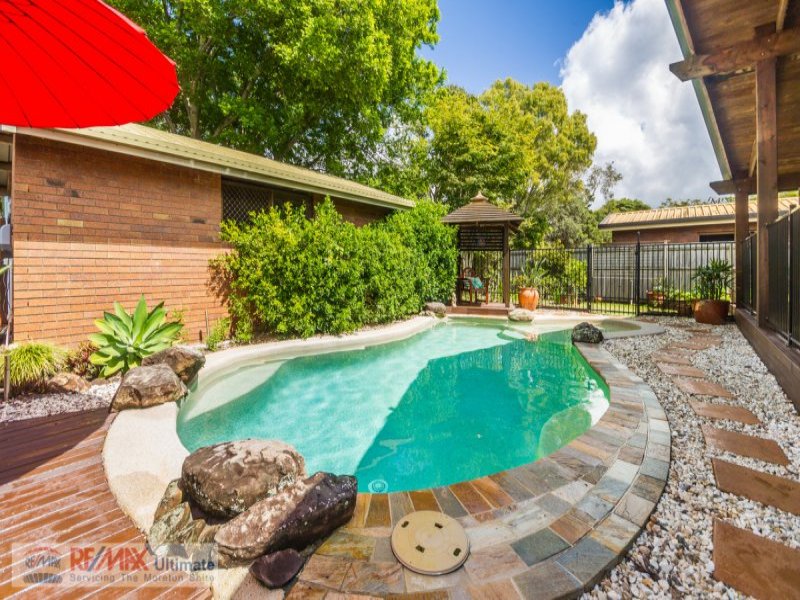 10 Arvon Avenue Beachmere Queensland House for Sale RE/MAX Australia