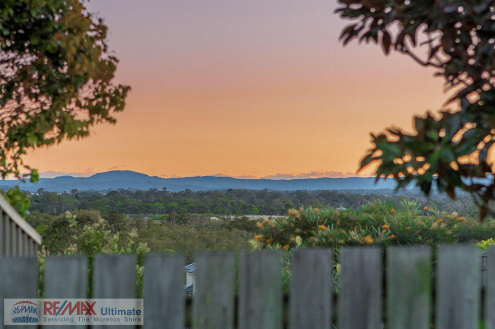 76 Castle Hill Drive Murrumba Downs Queensland House for Sale RE/MAX