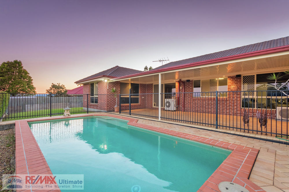 76 Castle Hill Drive Murrumba Downs Queensland House for Sale RE/MAX
