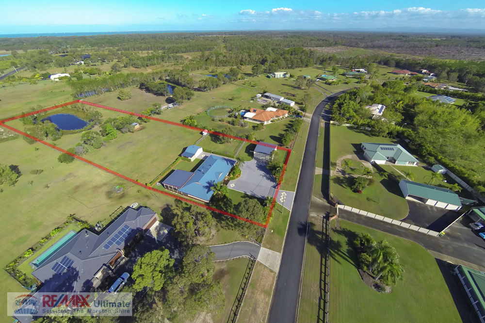 57 Flaxton Court Ningi Queensland AcreageSemirural for Sale RE/MAX