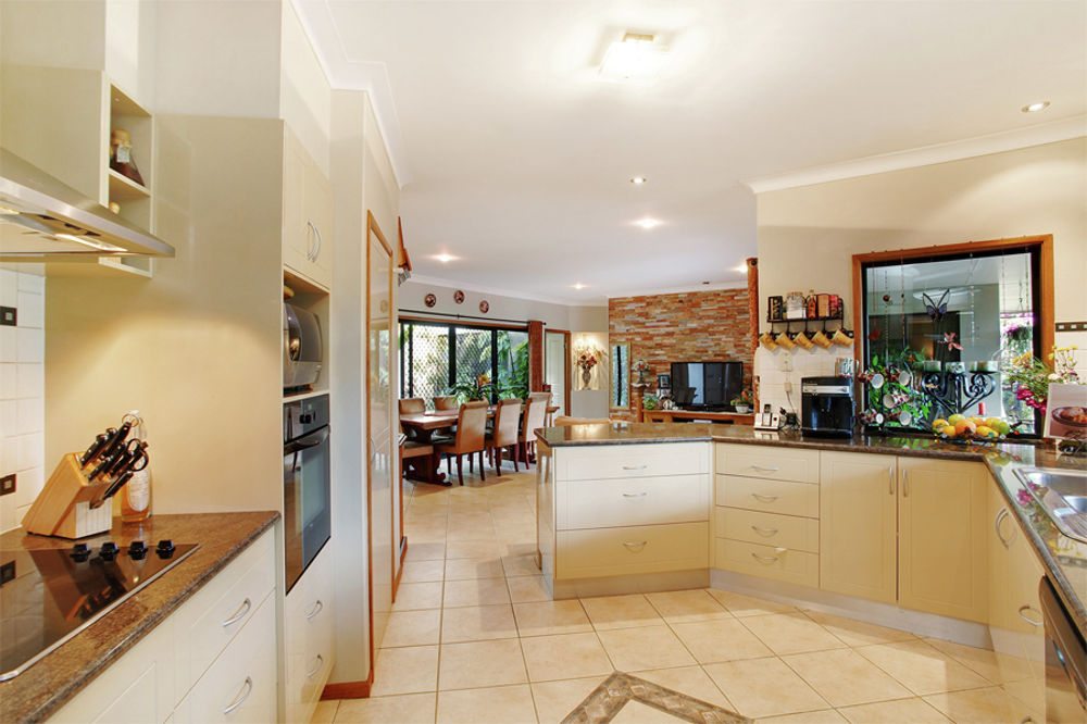 25 Mainsail Drive Caboolture South Queensland AcreageSemirural for