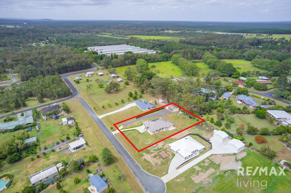 1921 Sagren Crescent Elimbah Queensland AcreageSemirural for Sale