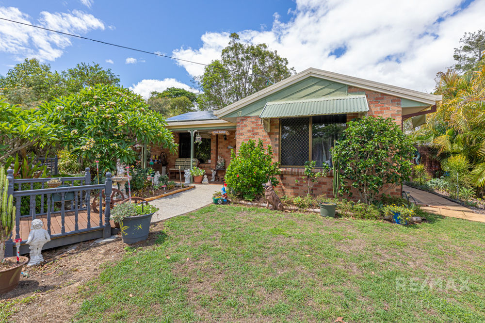 17 Kestrel Court Morayfield Queensland AcreageSemirural for Sale RE