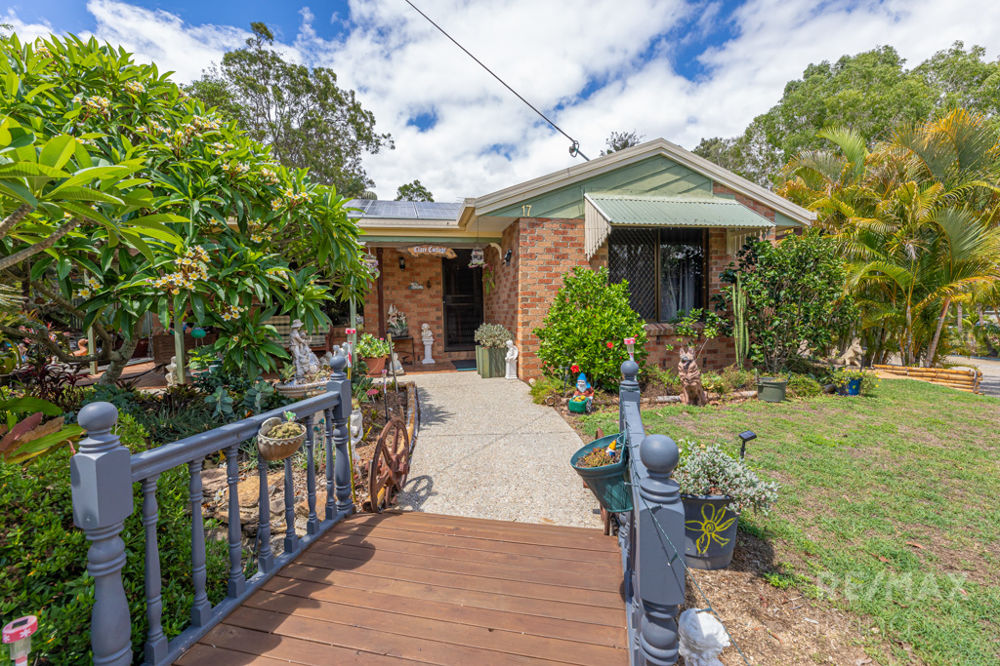 17 Kestrel Court Morayfield Queensland AcreageSemirural for Sale RE