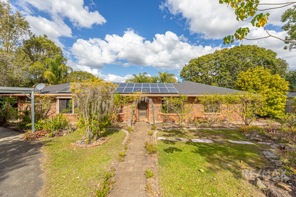 5961 Linden Court Morayfield Queensland AcreageSemirural for Sale