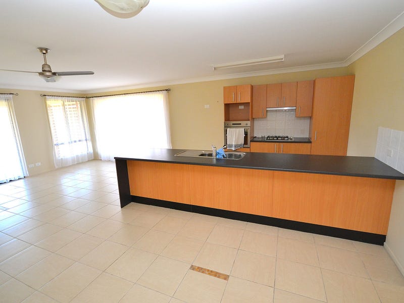 32 Hedley Drive Kilcoy Queensland House for Sale RE/MAX Australia