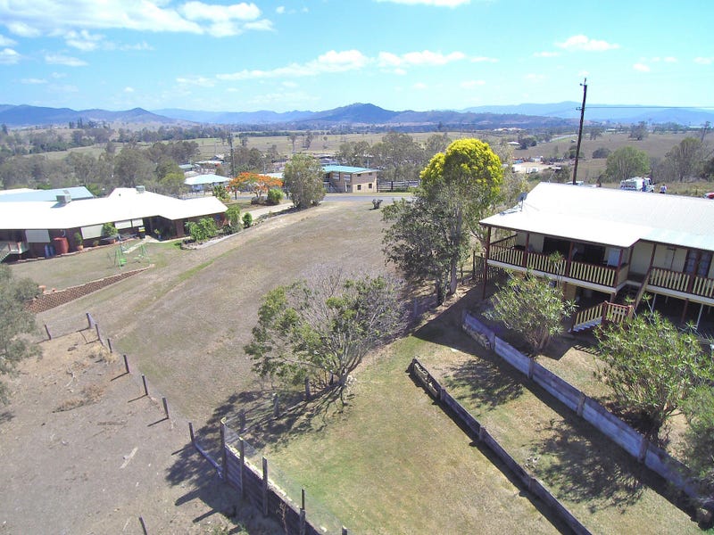 36 Saleyard Road Kilcoy Queensland House for Sale RE/MAX Australia