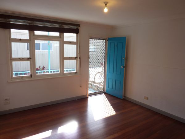 Property For Rent in Kirra