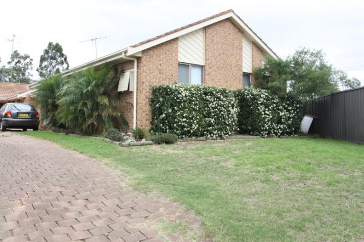 Property For Sale in Claremont Meadows