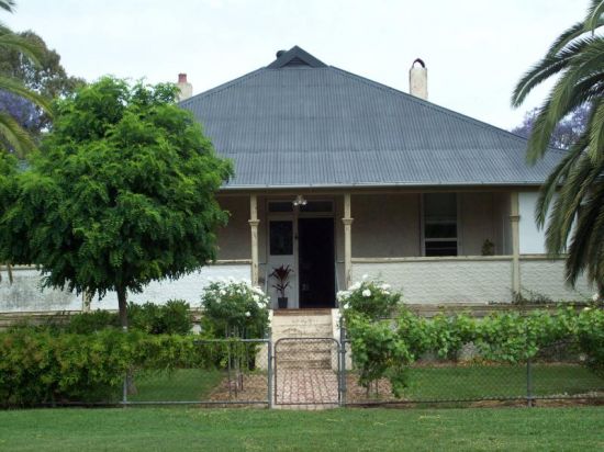GRAND RESIDENCE IN SCONE