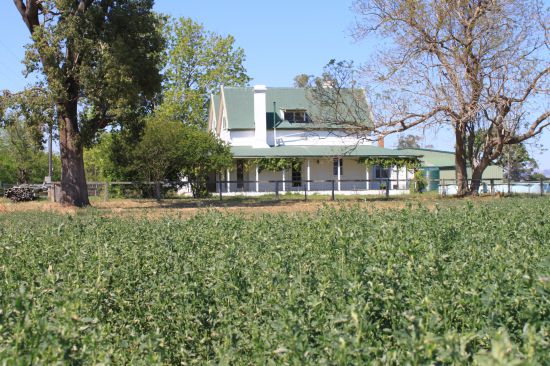 River front rural lifestyle